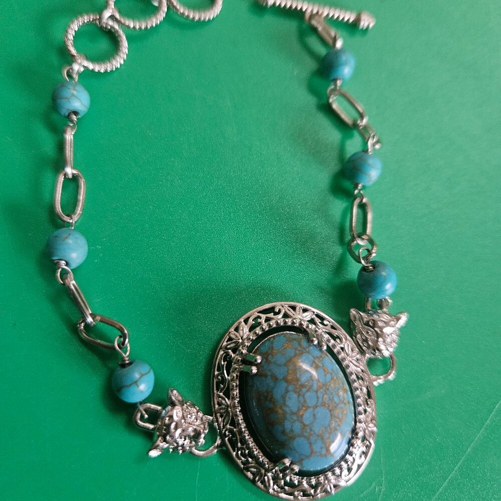 Mojave blue turquois paper clip leopard head bracelet